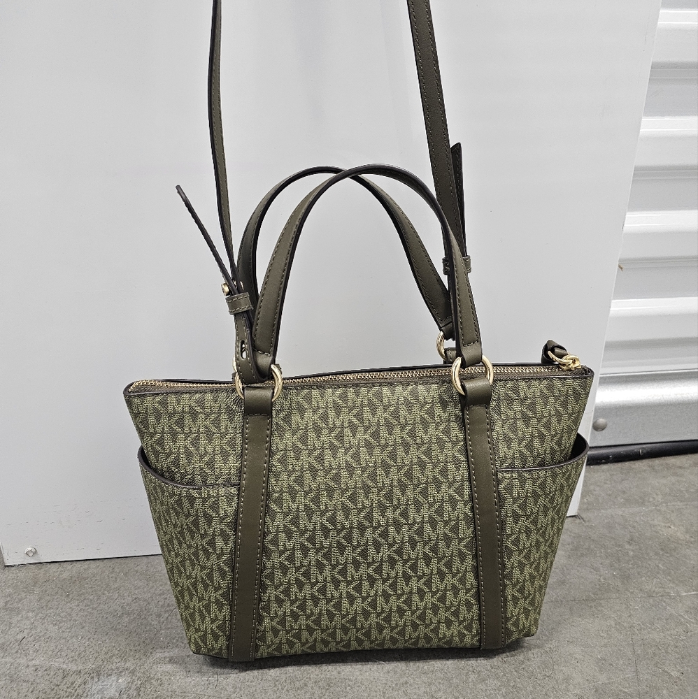 NWT Michael Kors Small Convertible Tote - Picture 9 of 13